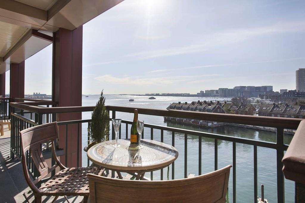 40 Burroughs Wharf - Photo 1
