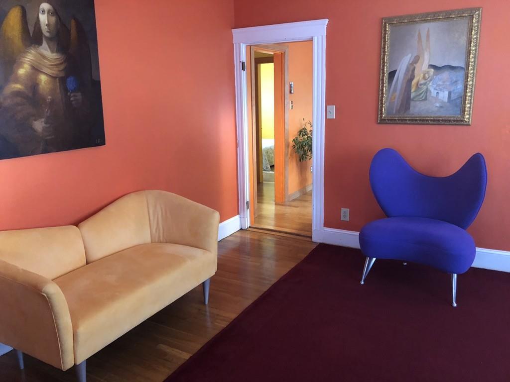 108 Kenrick - Photo 1