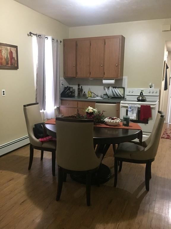 27 Warren Ave - Photo 1