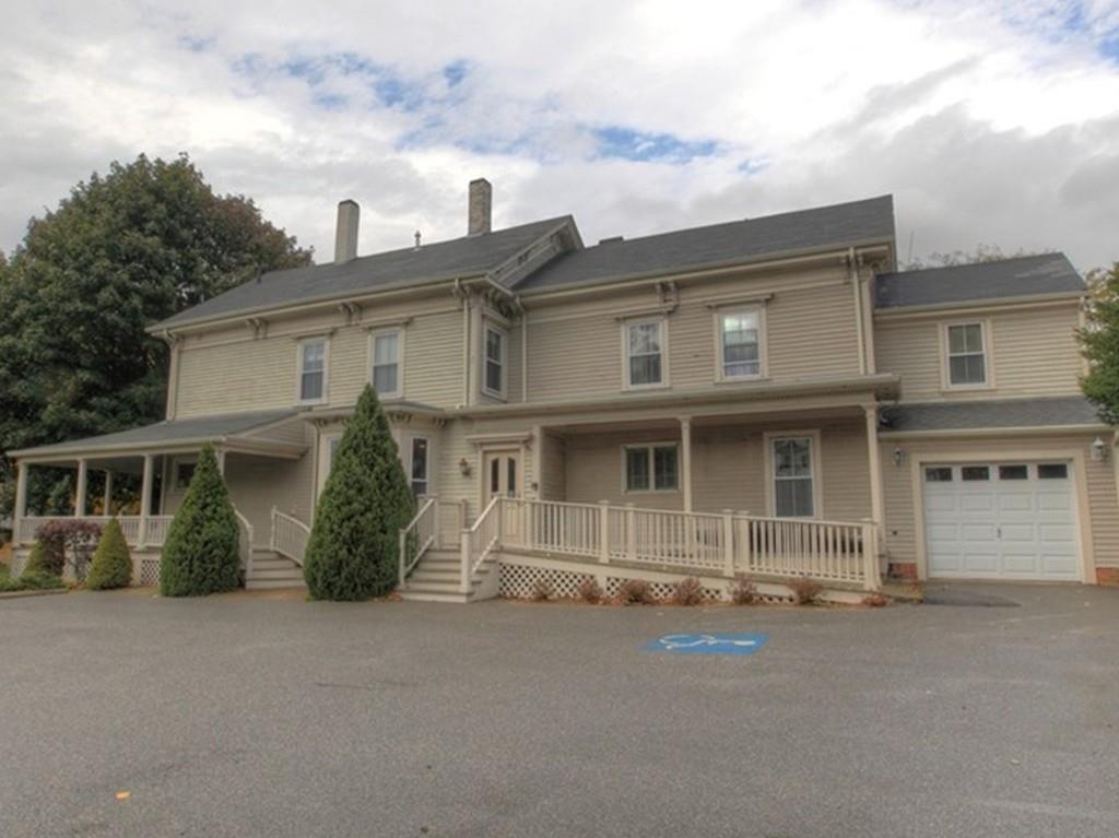 92 South St - Photo 1