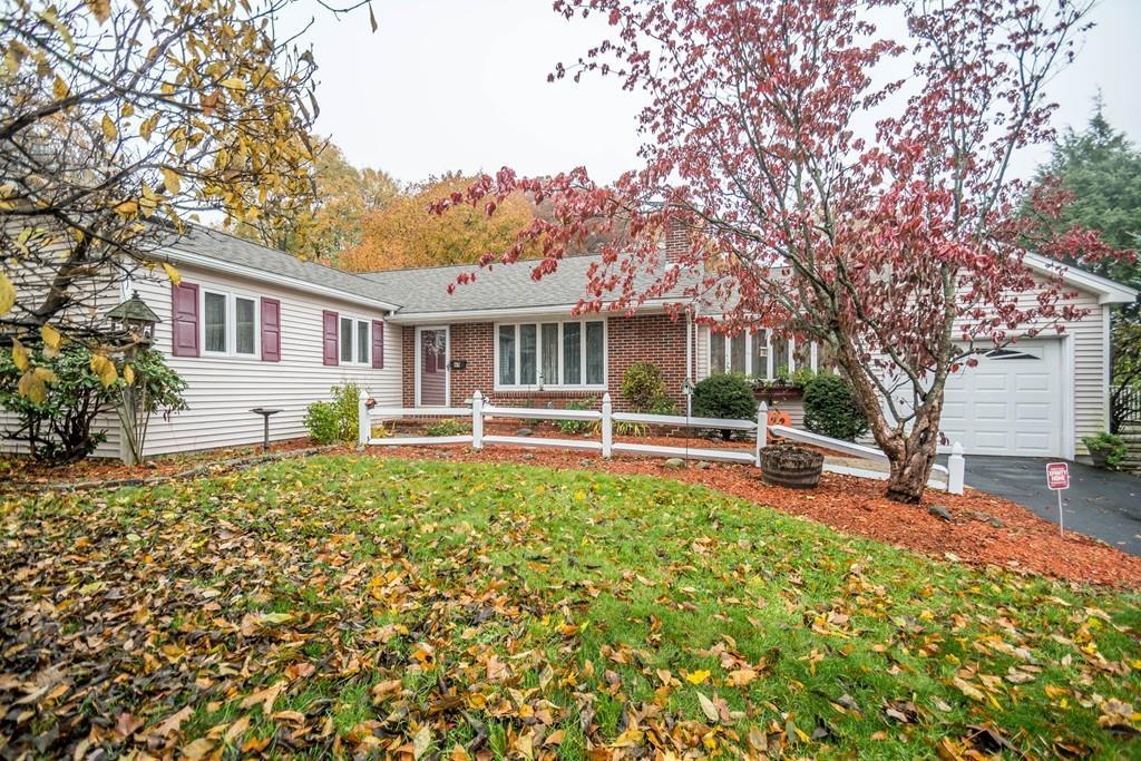 65 Beacon St - Photo 1