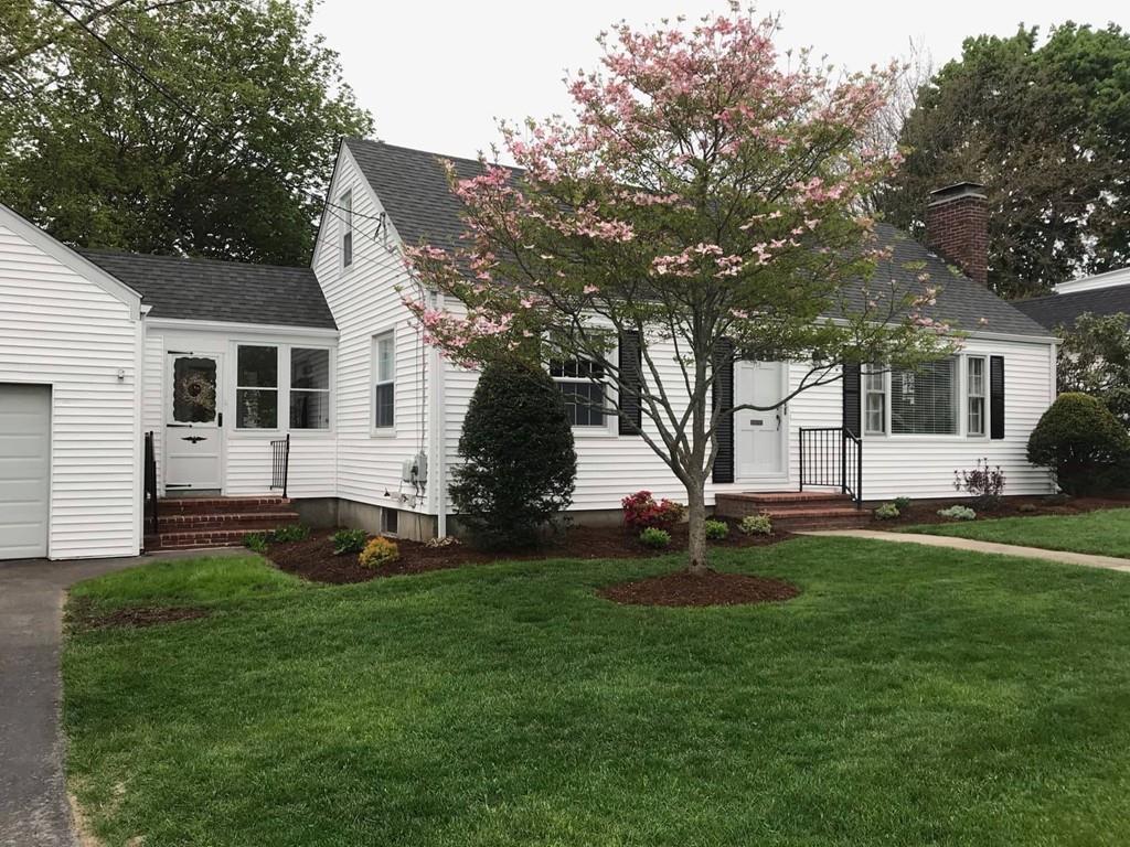 115 Allerton Ave - Photo 1