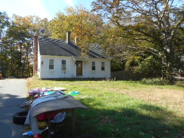 984 Washington St - Photo 1