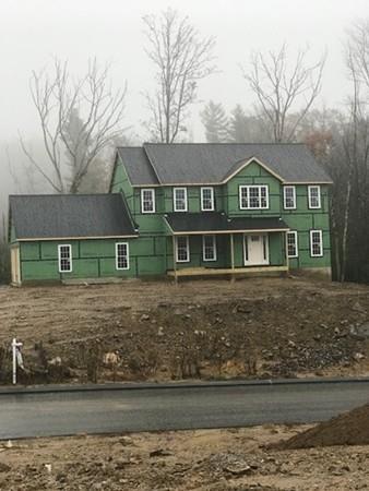4 Meredith Way - Photo 1