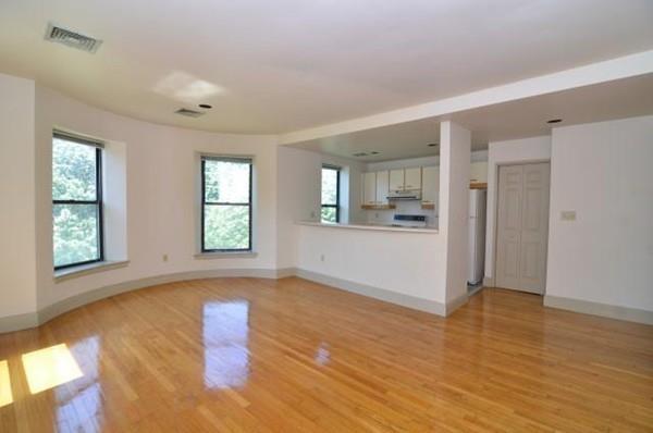 40-42 Worcester Sq - Photo 1