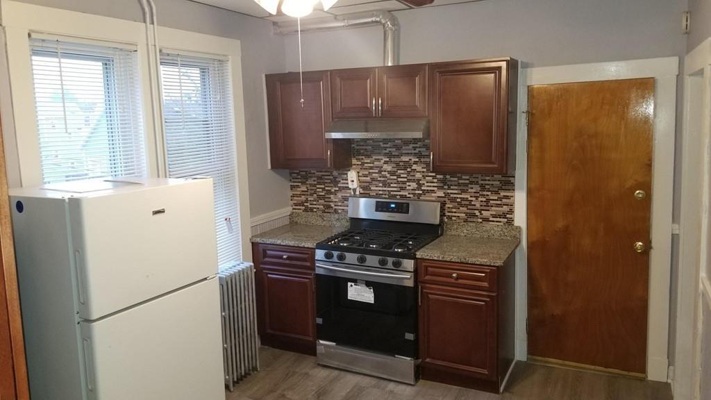 541 Bennington - Photo 1