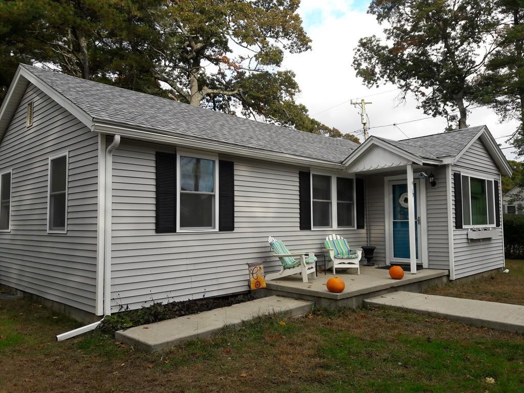 19 Spruce St - Photo 1