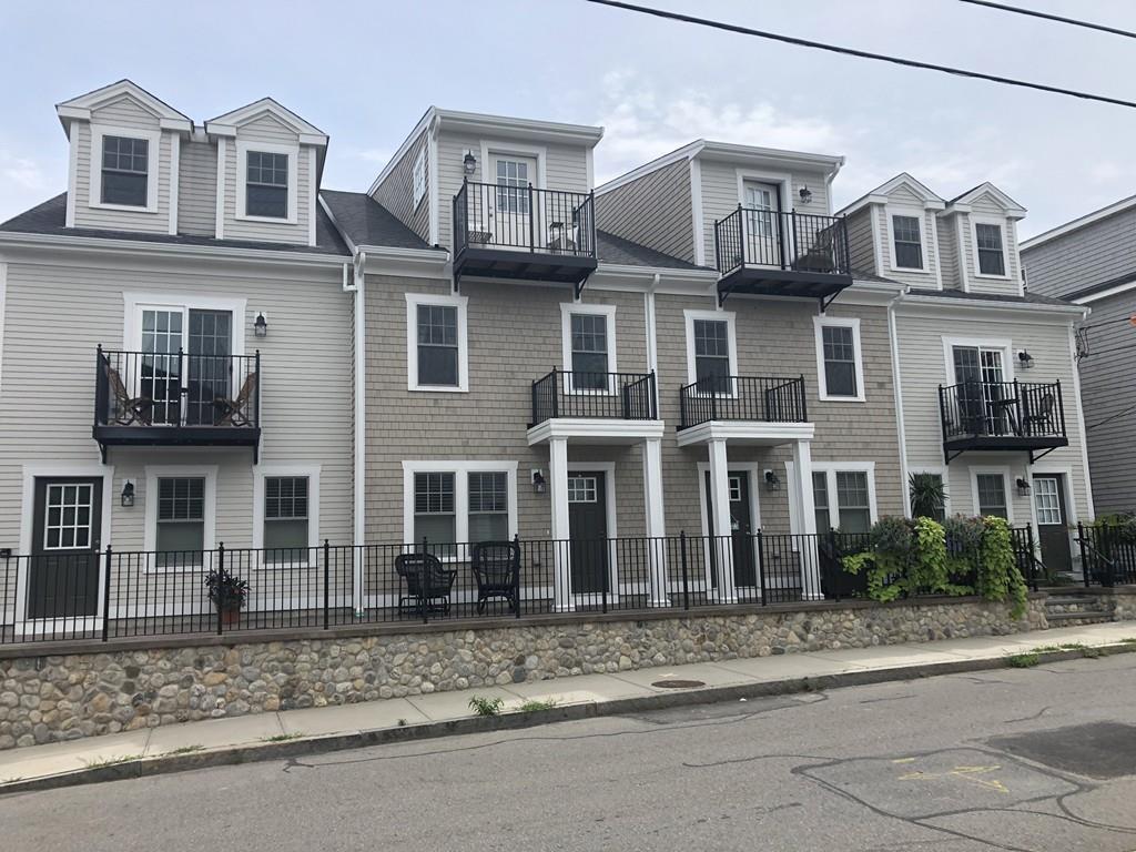 27 Howland Street - Photo 1