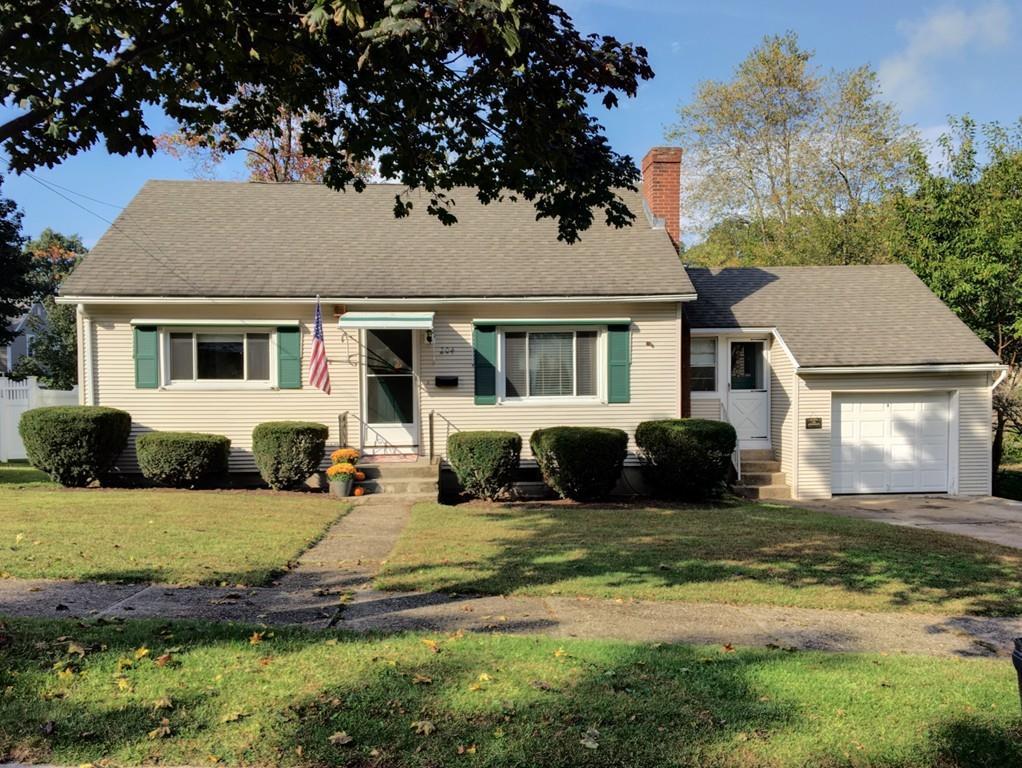 204 Emerson St - Photo 1