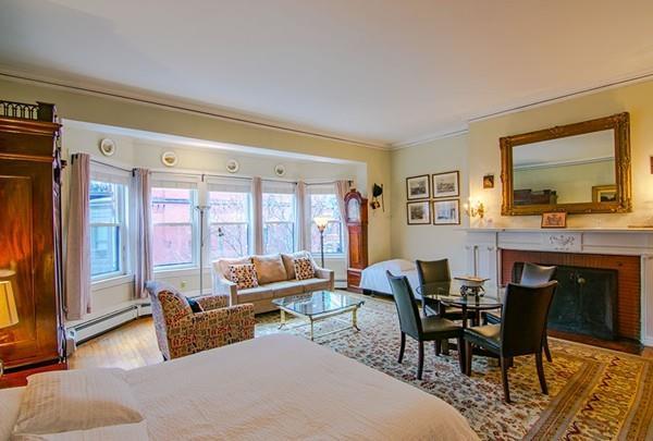 240 Commonwealth Ave - Photo 1