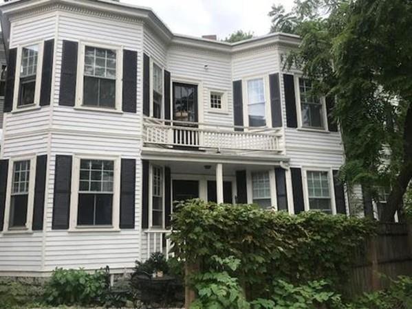 372 Harvard Street - Photo 1