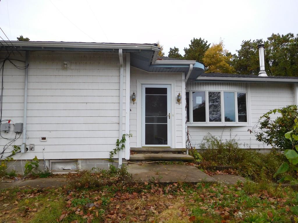 56 Wallwind Dr - Photo 1