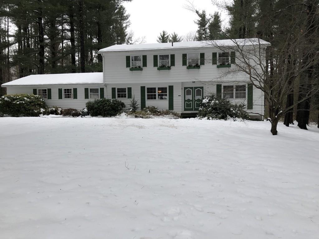 137 Old County Rd - Photo 1