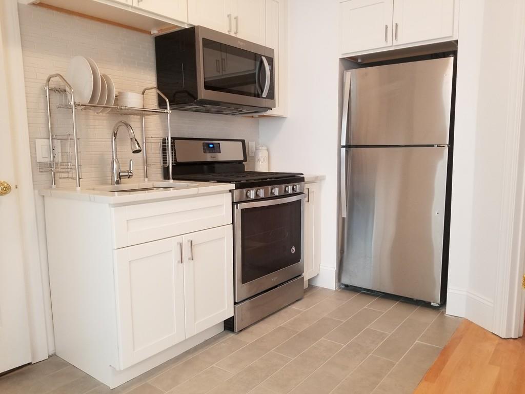 8 Gardner St - Photo 1