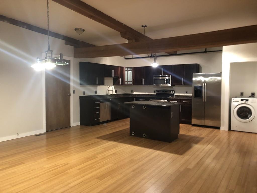 1511 Main St - Photo 1