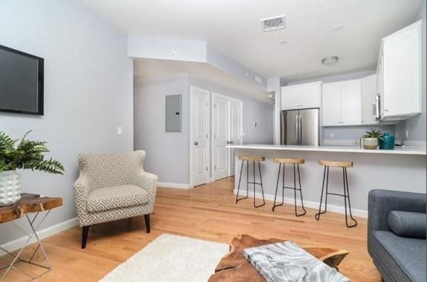 172 Kimball Ave - Photo 1