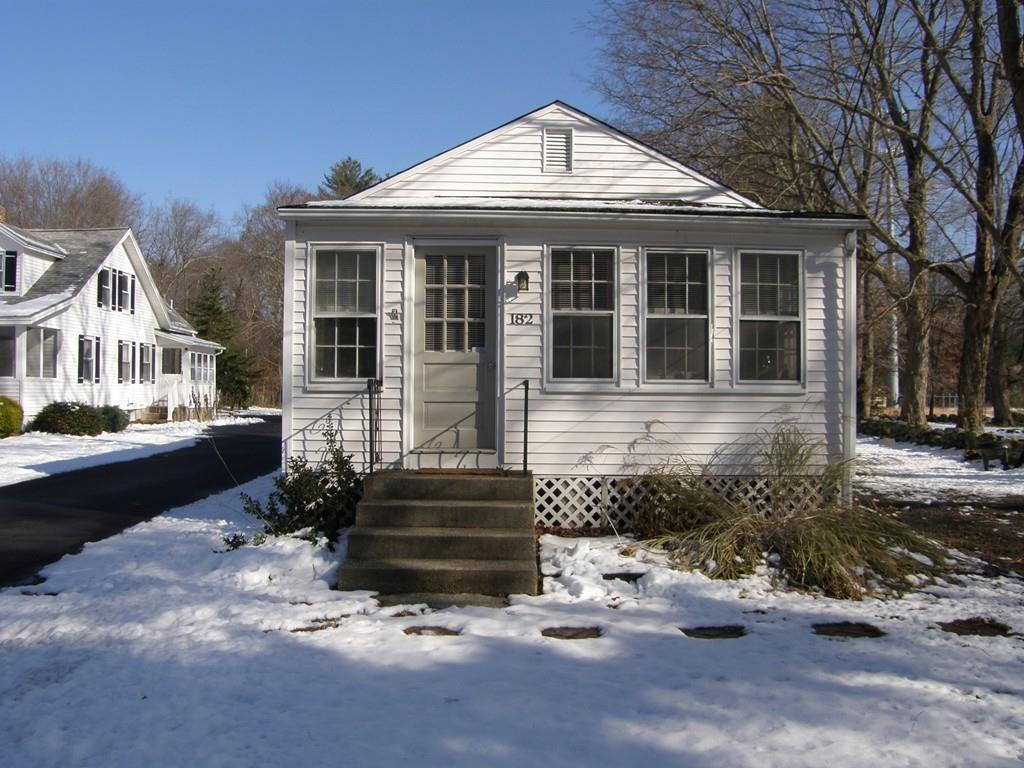 182 Gilbert St - Photo 1