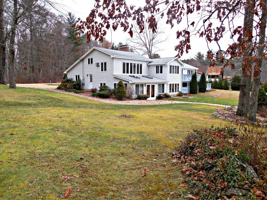 33 Shoreline Dr - Photo 1