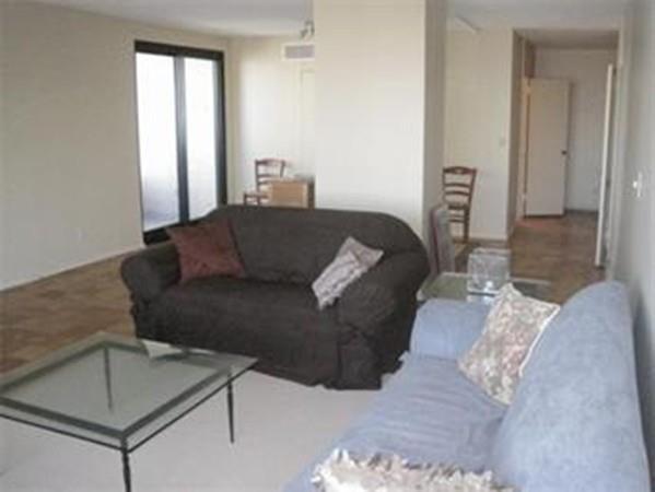 65 East India Row - Photo 1