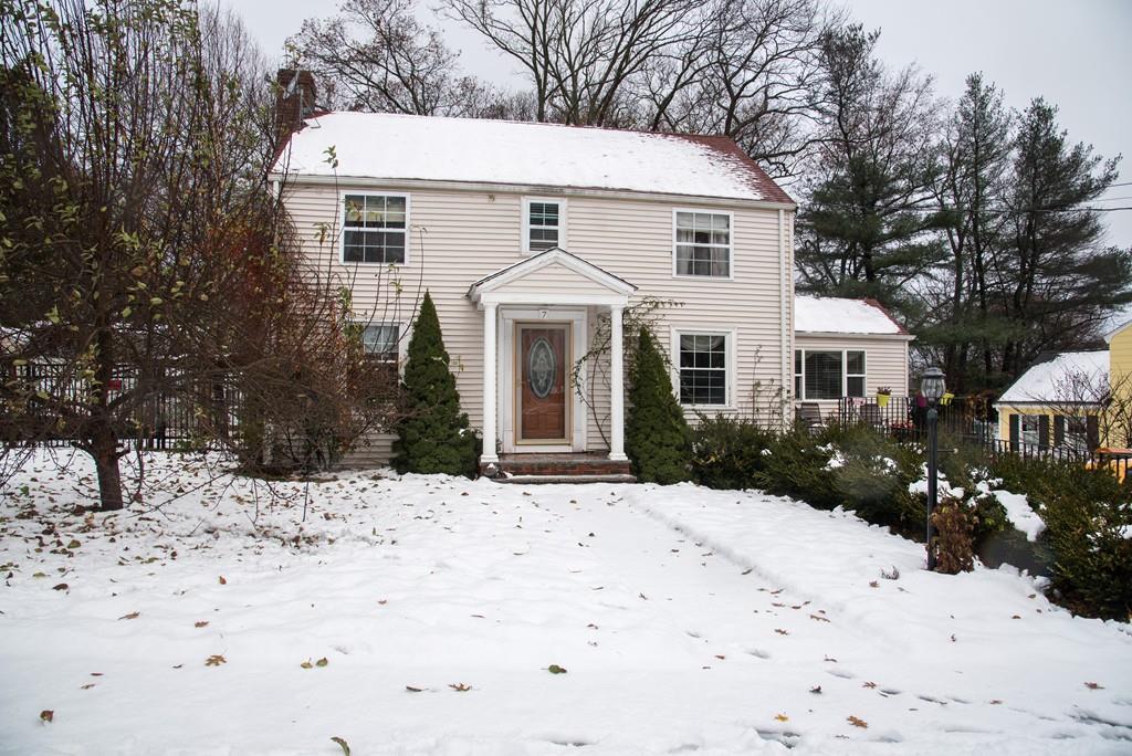 7 Sylvan Cir - Photo 1