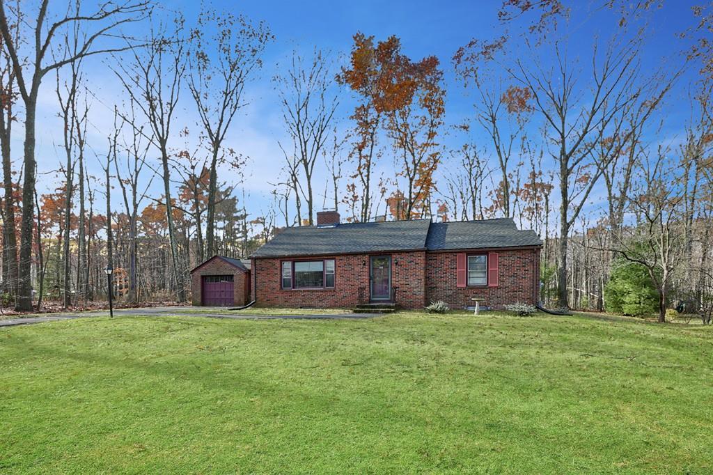 329 Prospect St - Photo 1