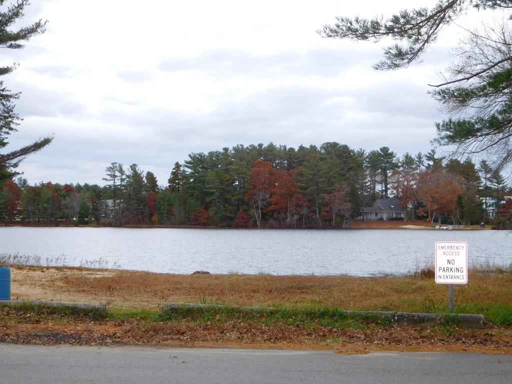 48 Crystal Lake Dr - Photo 1