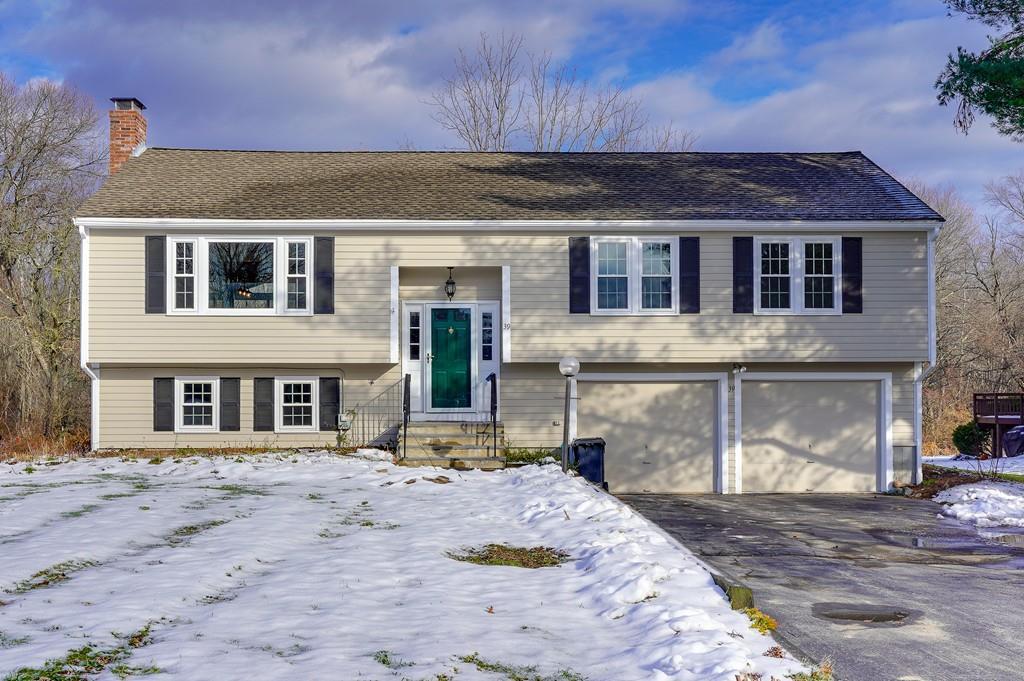 39 Indian Meadow Dr - Photo 1