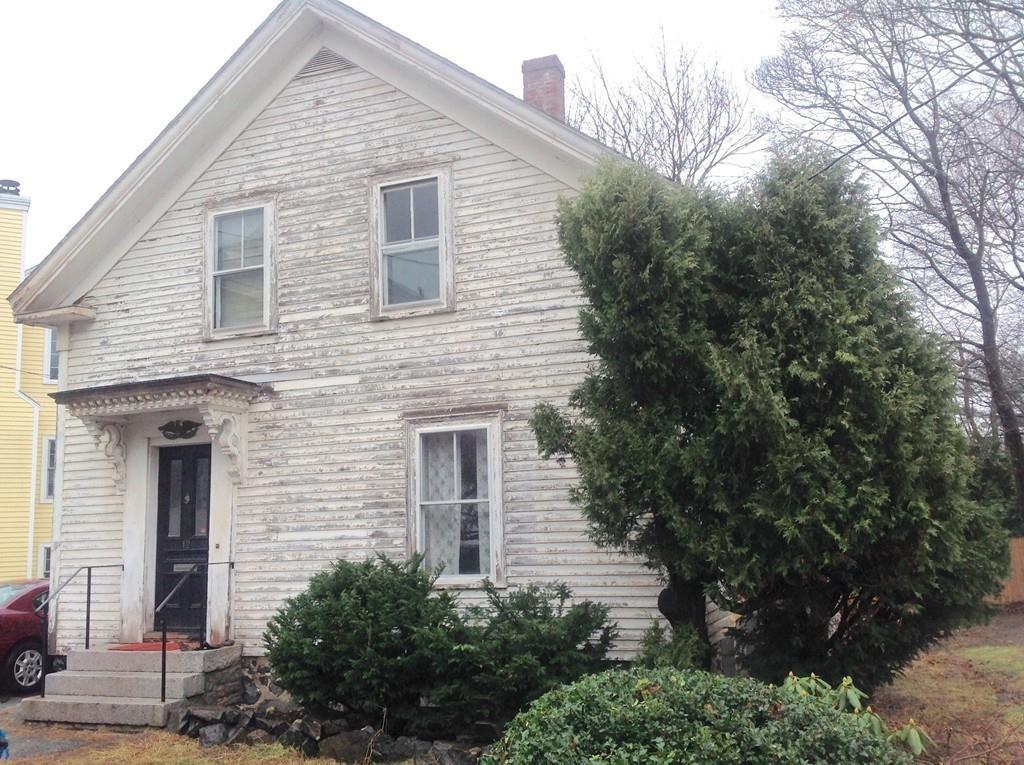 12 Russell Street - Photo 1