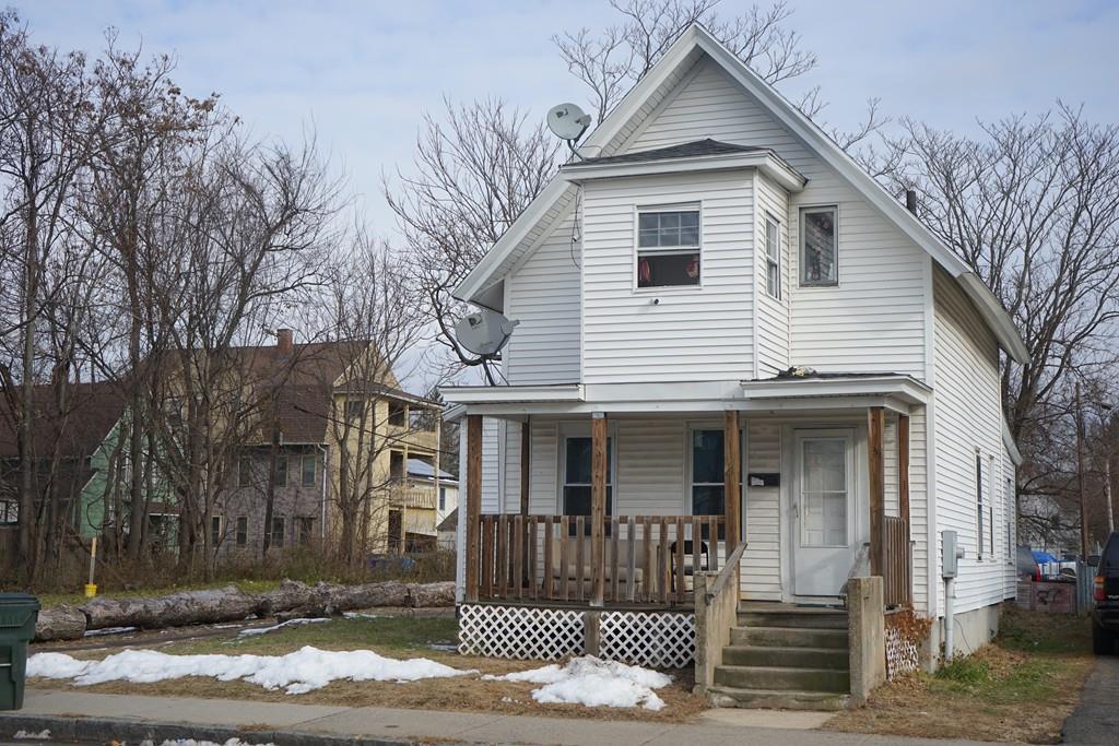 221 Hancock St - Photo 1