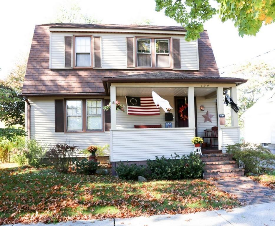 124 Farnsworth Street - Photo 1