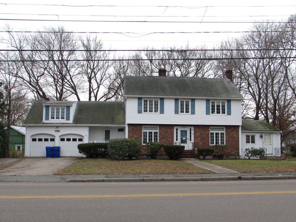 155 Webster St - Photo 1