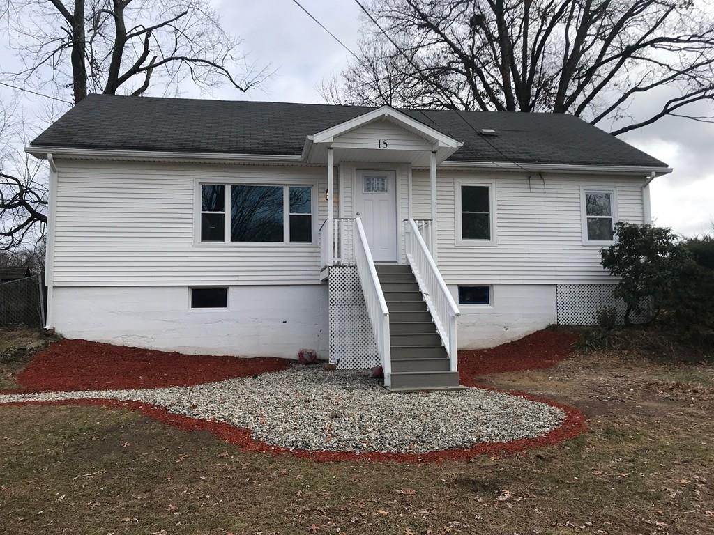 15 Ferncliff Ave - Photo 1