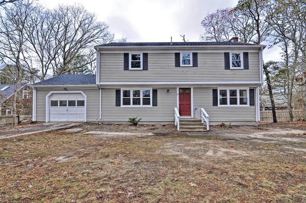 27 Lakewood Dr - Photo 1