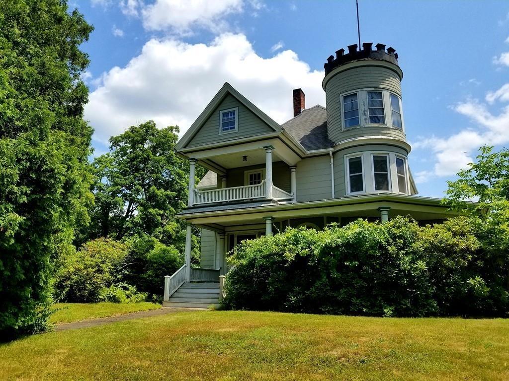 108 College St - Photo 1