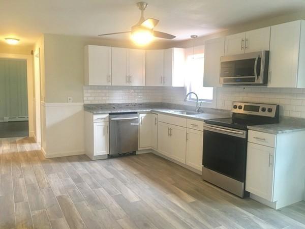 384 Hillberg Ave - Photo 1