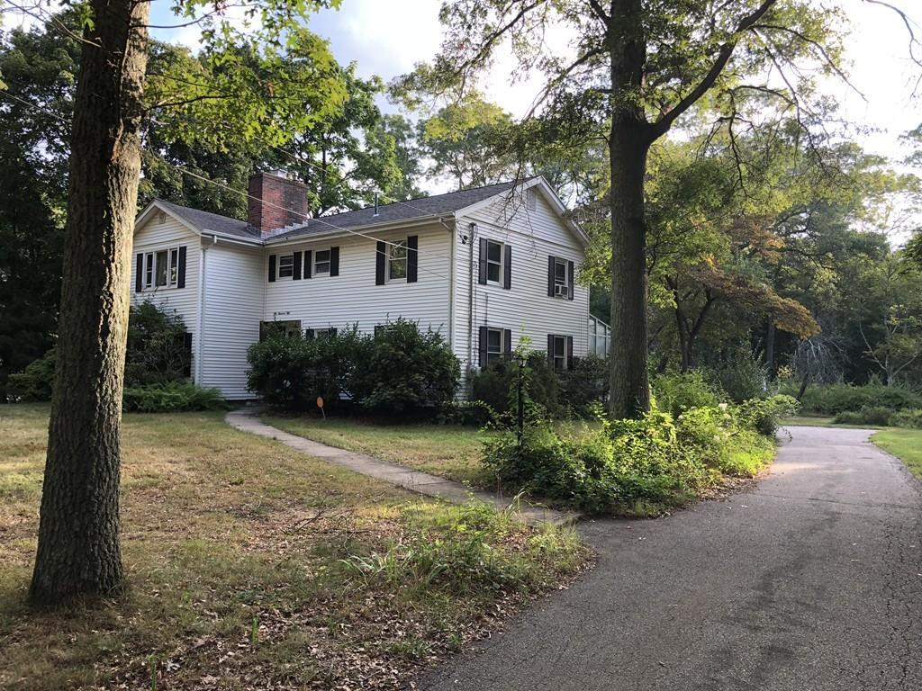 650 East St - Photo 1
