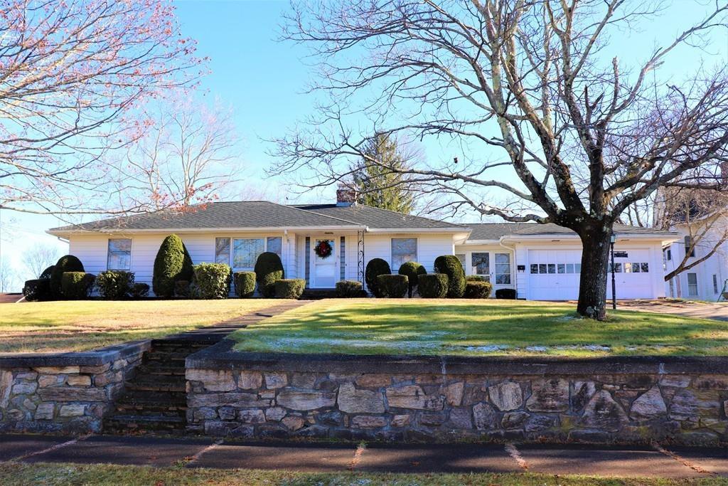 91 Oak St - Photo 1