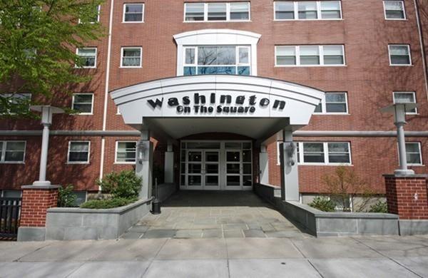 1600 Beacon St - Photo 1