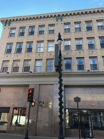 19 Park St - Photo 1