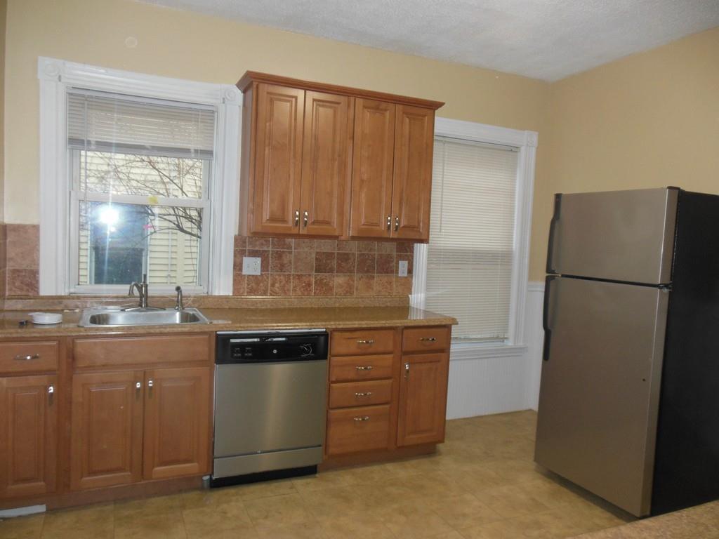 90 Centre - Photo 1