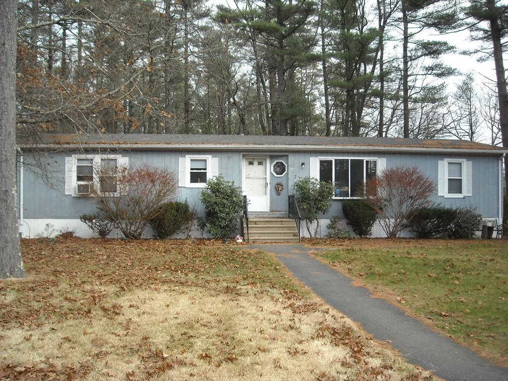 7 Torrey Lane - Photo 1
