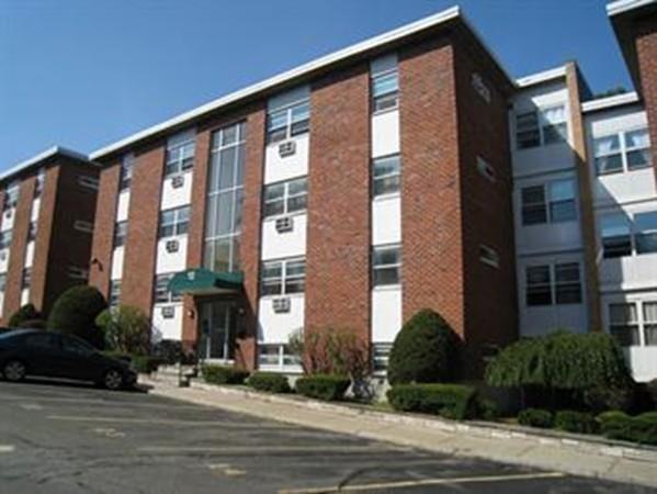 12 Commonwealth Ct. - Photo 1