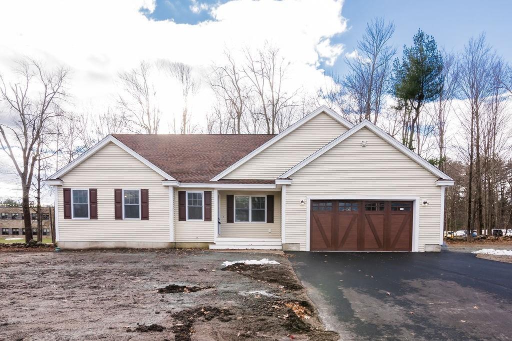 18 Tucker Ave - Photo 1
