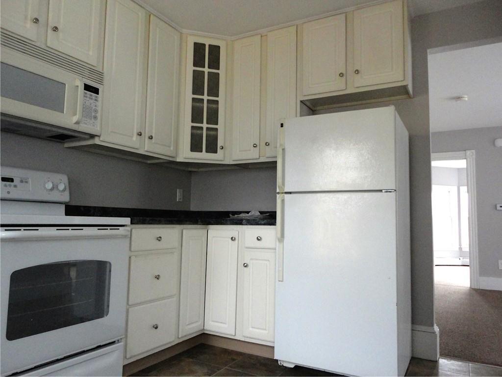 10 Tolman Street - Photo 1