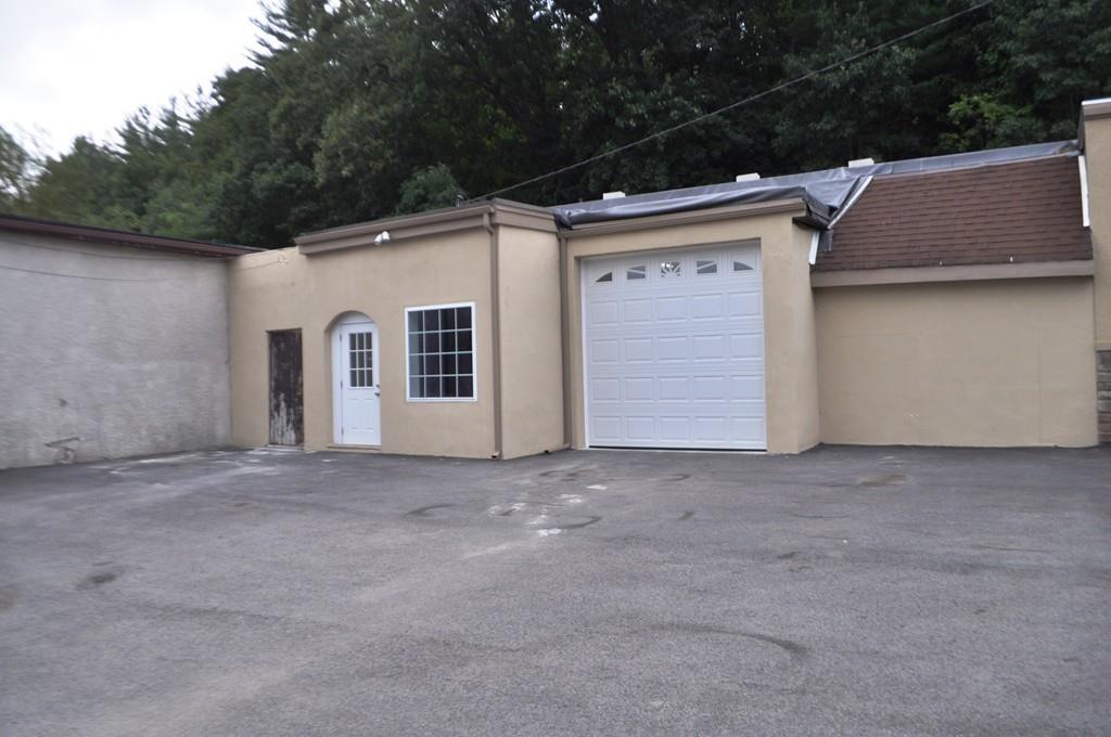 1273 Main St - Photo 1
