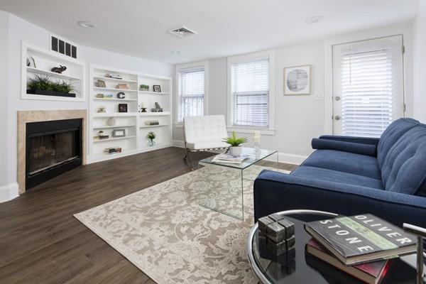 25 Lawrence St - Photo 1