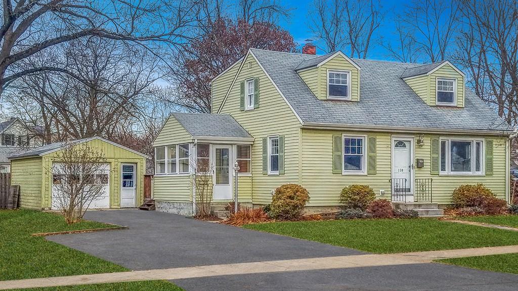 130 Lawnwood Ave - Photo 1