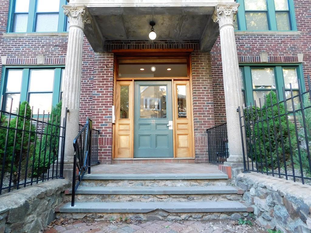 32 Dennison Street - Photo 1