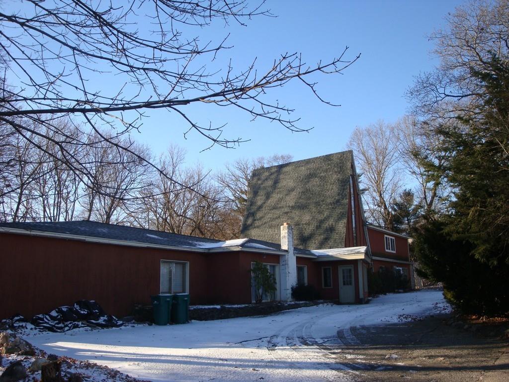 64 Highland Ave - Photo 1