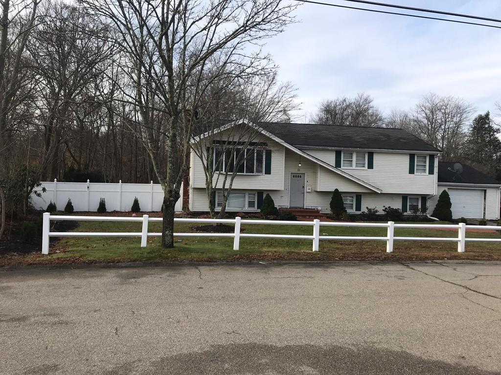 11 Anawan St - Photo 1